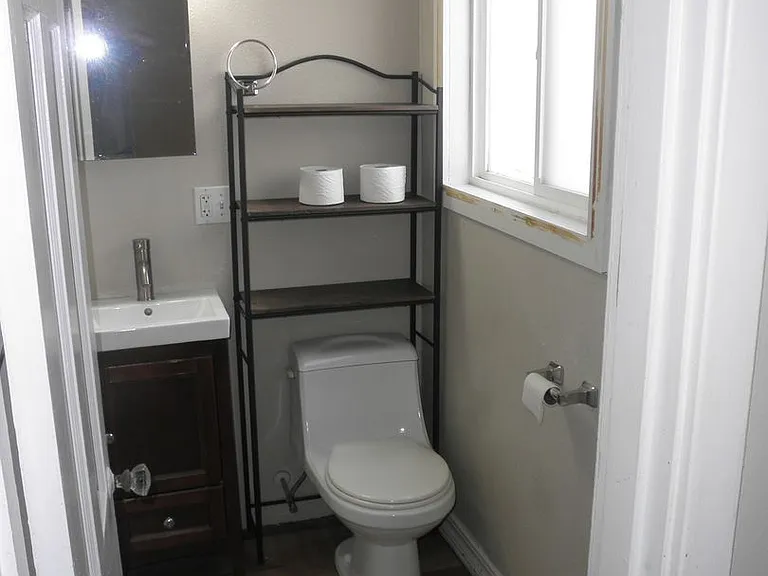 1120 3rd St NW — Photo 8