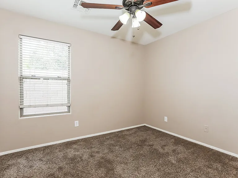 3658 E Alamo St — Photo 13