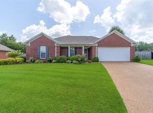 32 Crown Cv, Jackson, TN 38305