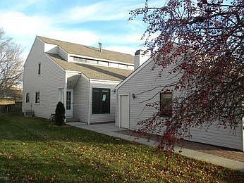 1st image of 3109 S 144th Ave