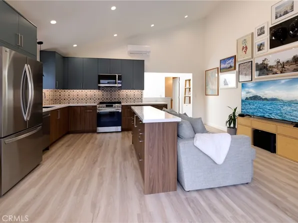 1651 Park Ave APT B, Long Beach, CA 90815