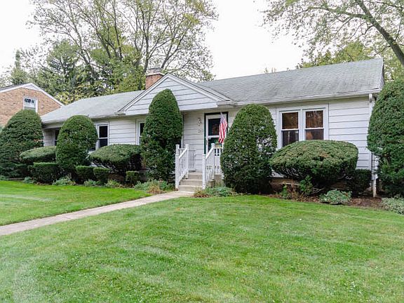 2nd image of 263 Columbia Ave