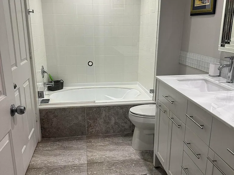 250 NE 3rd Ave #1515 — Photo 8