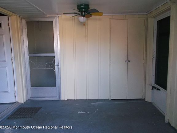 2nd image of 56F Buckingham Dr #1006