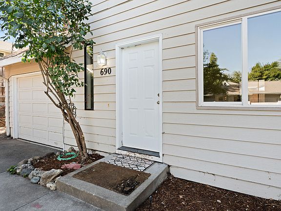 3rd image of 690 Normal Ave