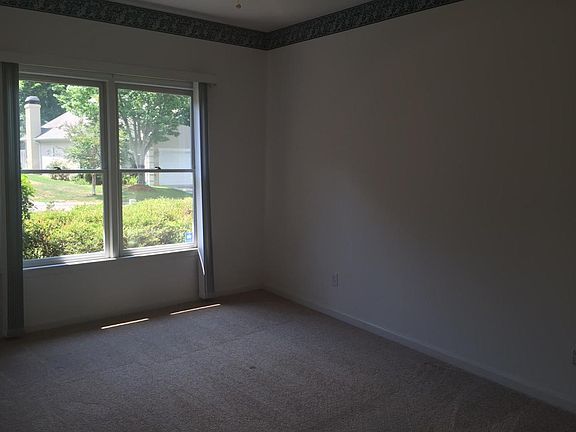 second larger bedroom - new carpet