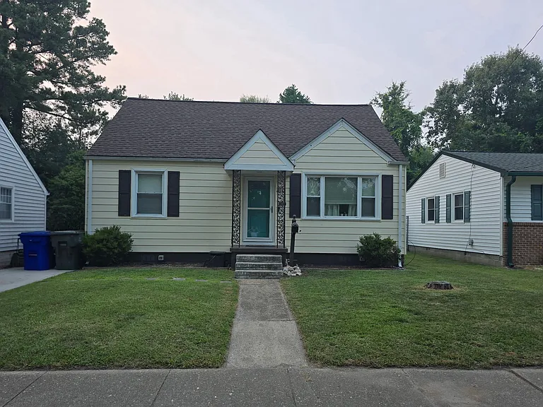 810 Marvin Ave — Photo 2