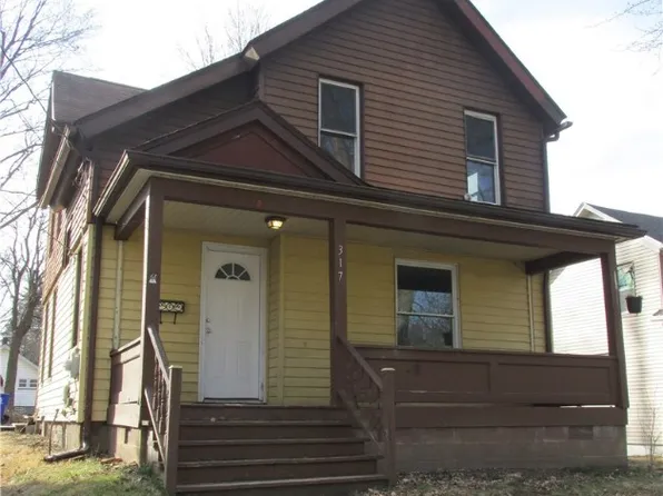 317 Elm St, Ravenna, OH 44266