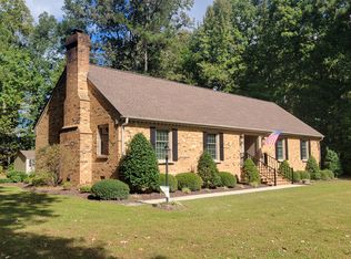 18600 Stonewall Dr, Dinwiddie, VA 23841