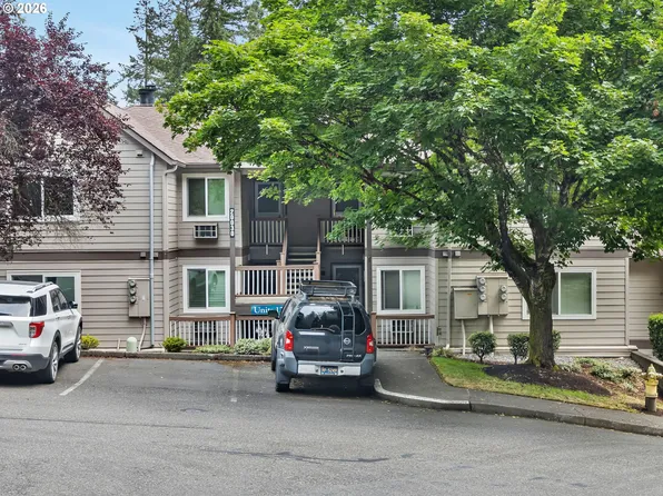 20030 Marigold Ct APT 18, West Linn, OR 97068