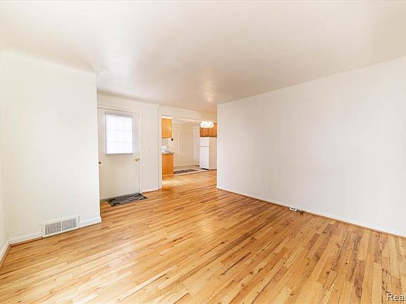 4th image of 4335 Territorial Rd APT B