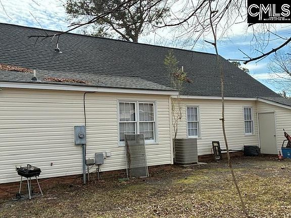 2nd image of 10 Cockspur Cir