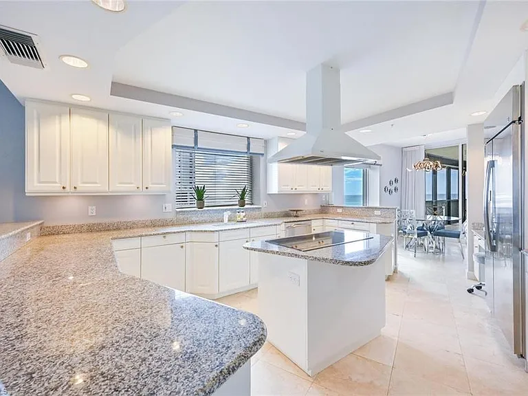 8665 Bay Colony Dr #1401 — Photo 17