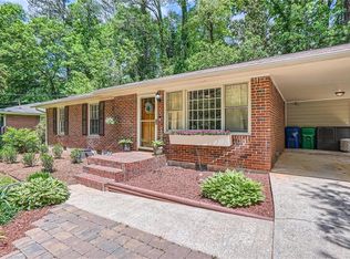 807 Crockett Ct, Decatur, GA 30033