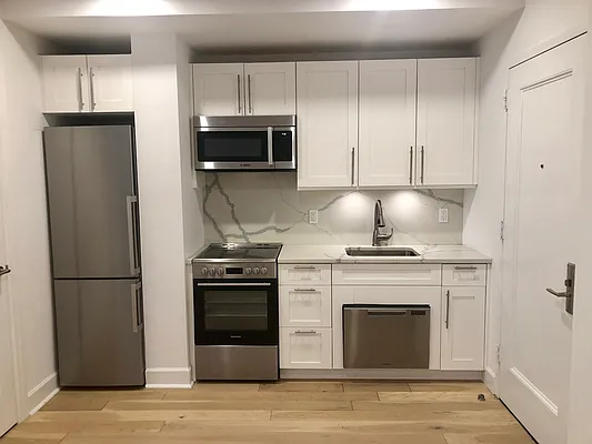 Rented by The Dermot Realty Management Company | media 27