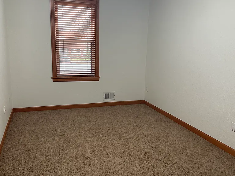 109 1/2 Louisiana Ave #B — Photo 9