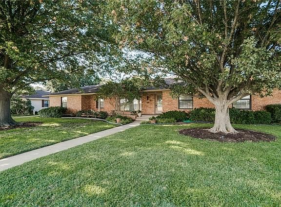2nd image of 4021 Killion Dr
