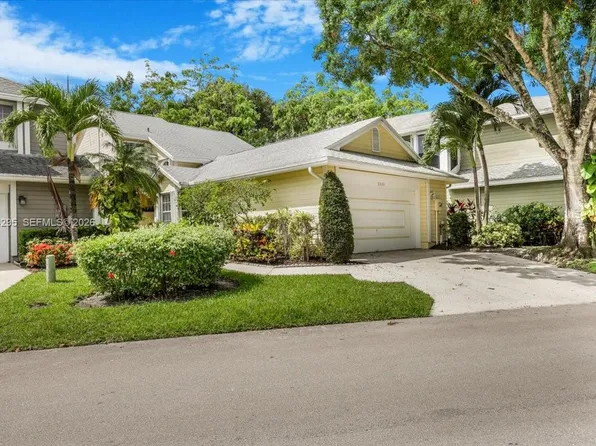 5366 214th Ct S, Boca Raton, FL 33486