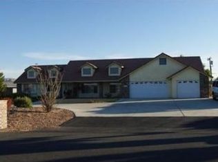 20363 Nyack Ct, Apple Valley, CA 92308