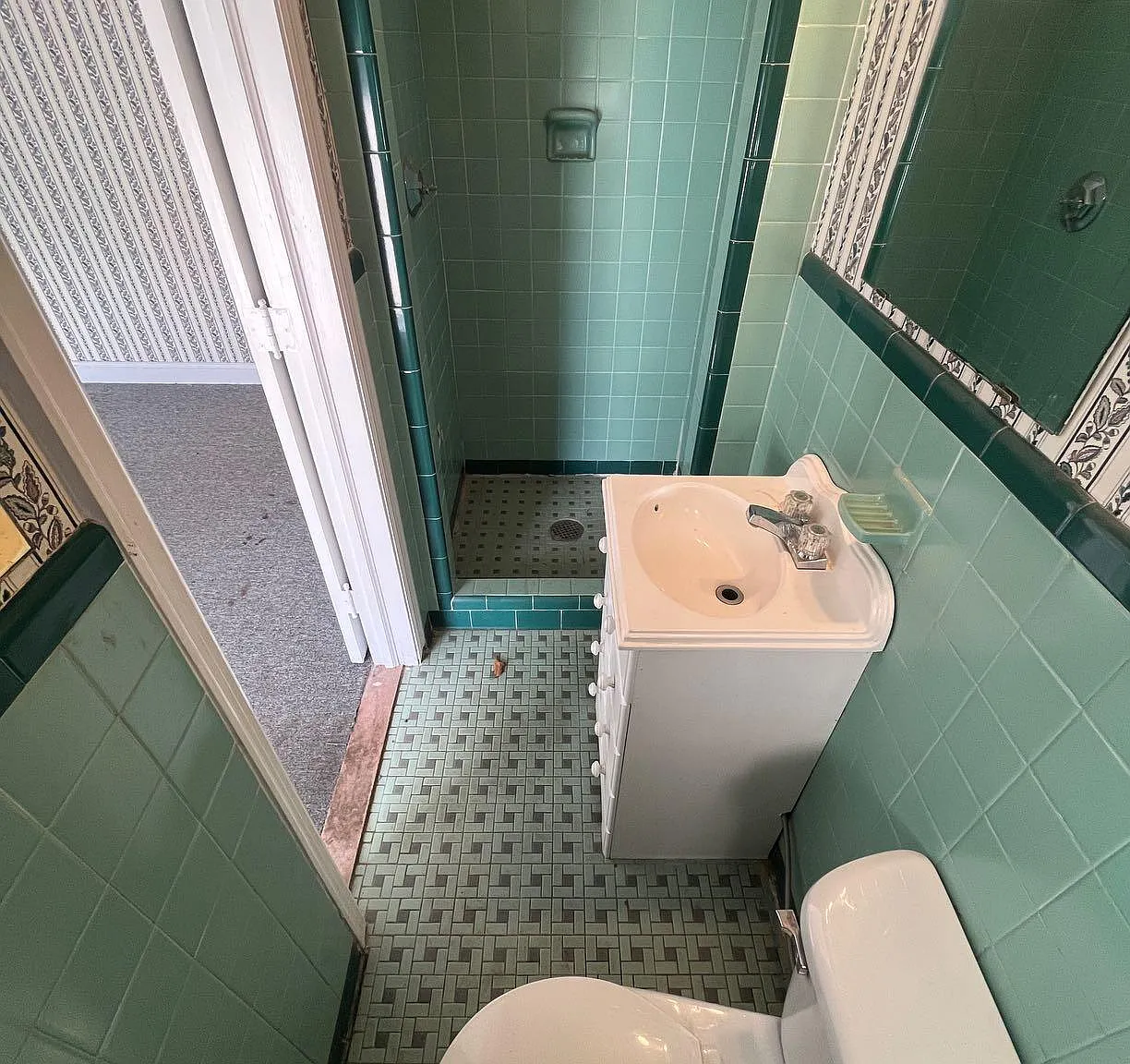 Studio, 1.0 bath, 293 sqft, $400 — Photo 3