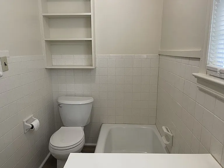 168 Westwood Ct — Photo 24