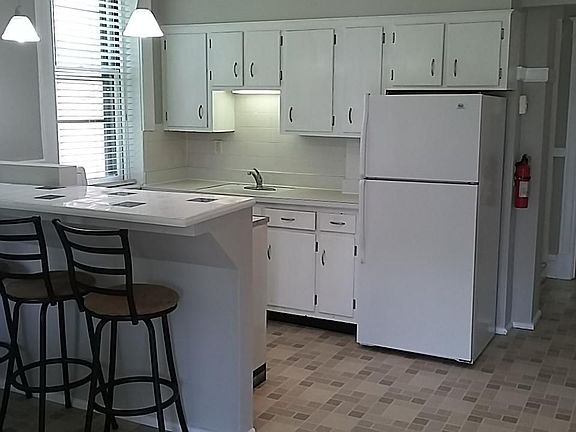 4th image of 3439 Missouri Ave Floor 1