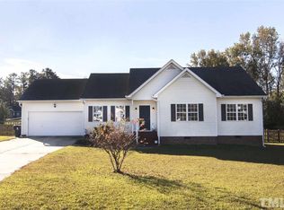 95 Ironwood Dr, Fuquay Varina, NC 27526