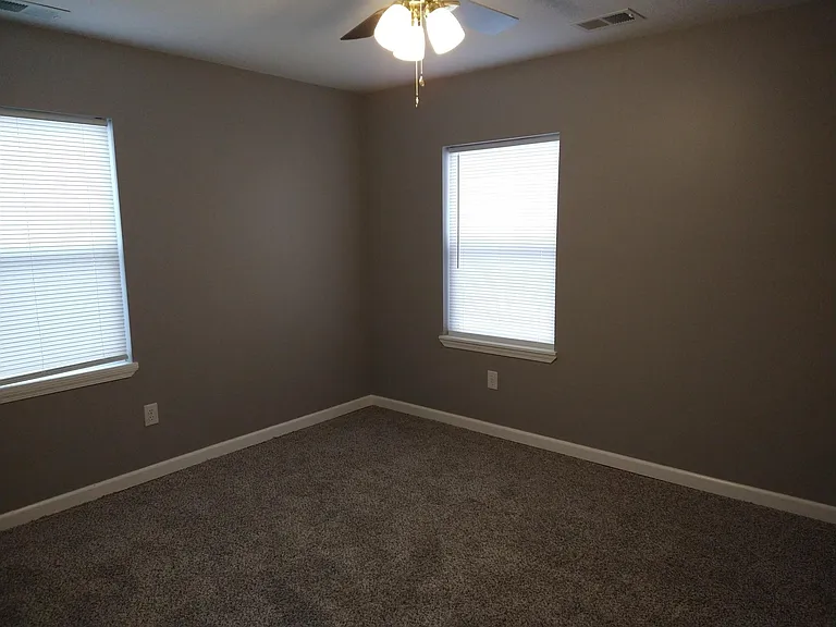 11415 Palmer Ave — Photo 12