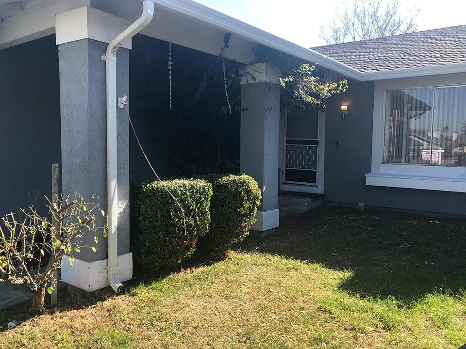 1st image of 1041 Adobe Creek Ct