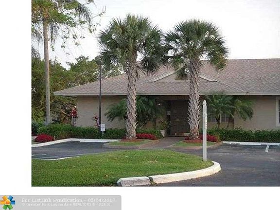 3rd image of 601 Cypress Lake Blvd #A14