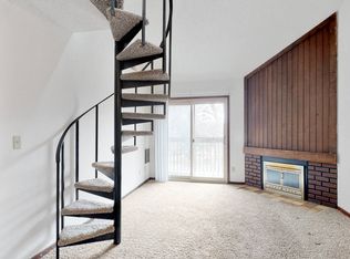 Robin Hill, West Des Moines, IA 50265