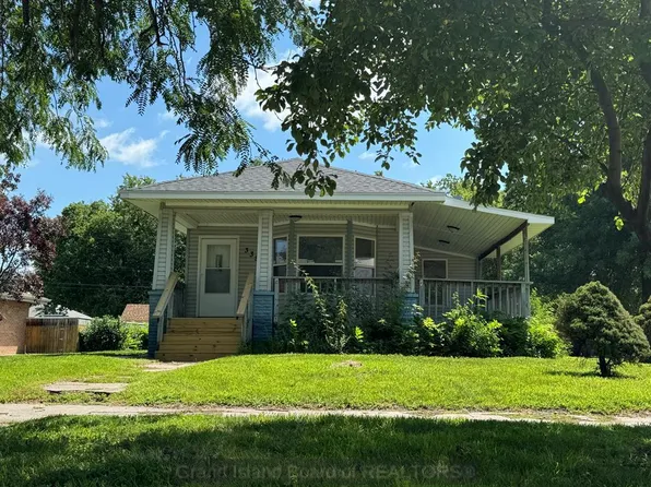 339 S Oak St, Grand Island, NE 68801