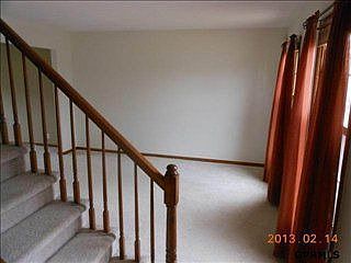 4th image of 16423 Sahler St