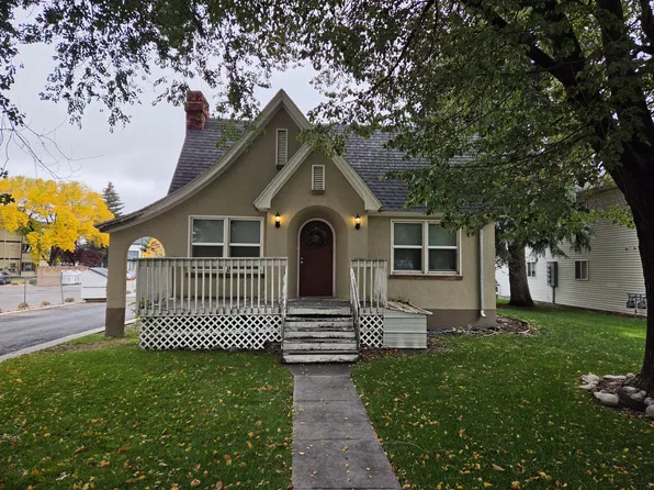 3 bed, 1.0 bath, $1,200, 163 N Center St Unit H1, Rexburg, ID 83440