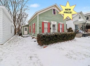 309 N Robert St, Ludington, MI 49431
