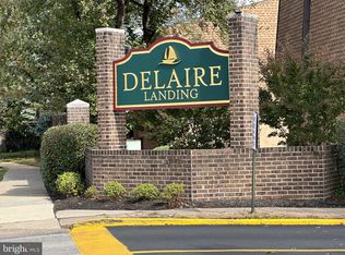 55202 Delaire Landing Rd #202, Philadelphia, PA 19114