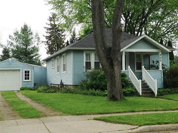 3rd image of 866 Maplewood Ave