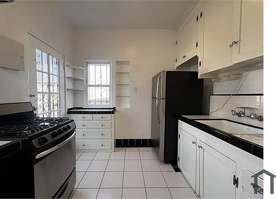 2nd image of 639 N Spaulding Ave #A