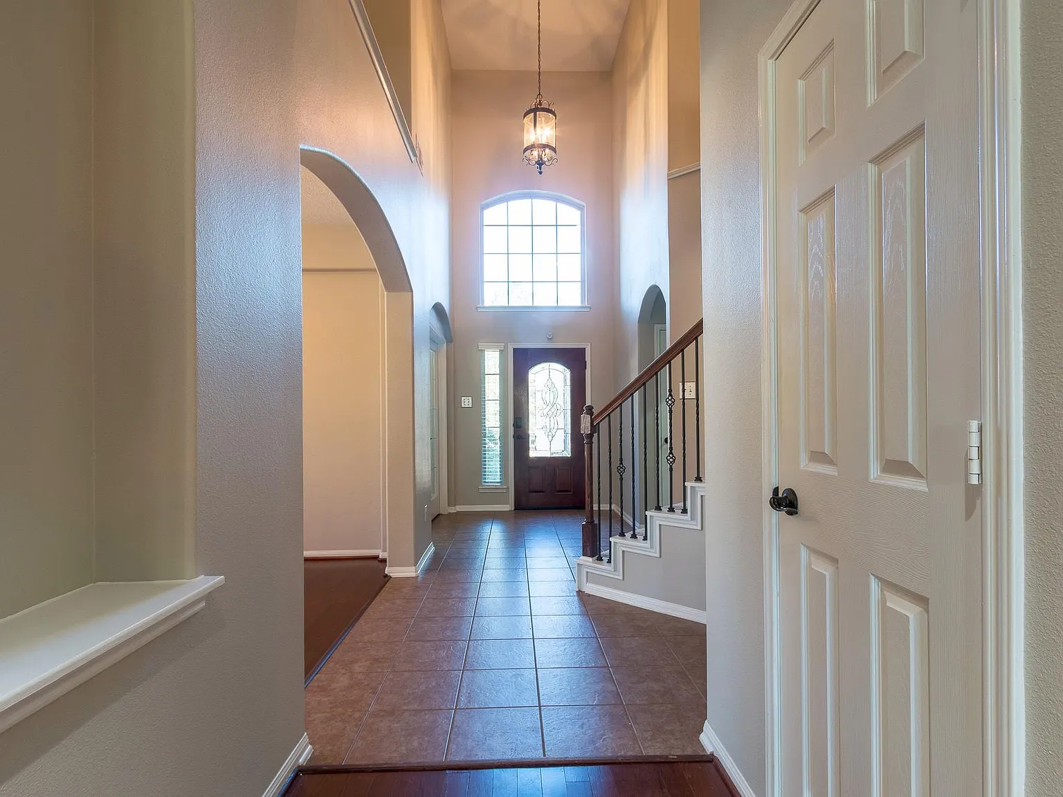 4 bed, 3.5 bath, 2864 sqft, $3,550 — Photo 4