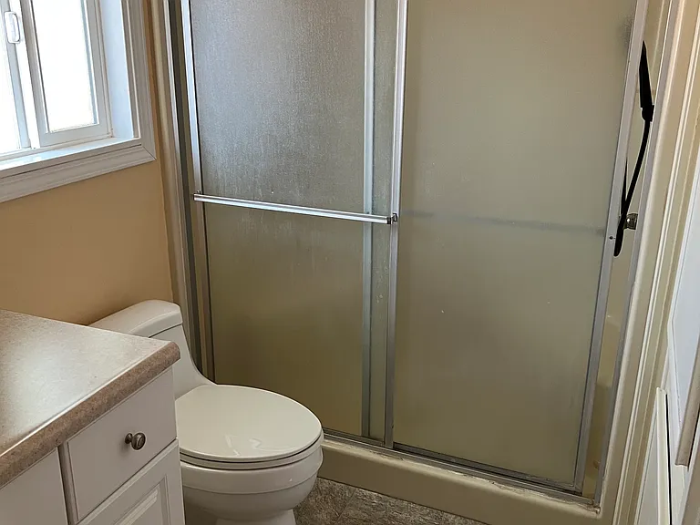 121 Blake Rd — Photo 8