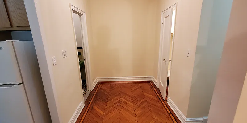 Rented by Premier One Realty LLC | media 8