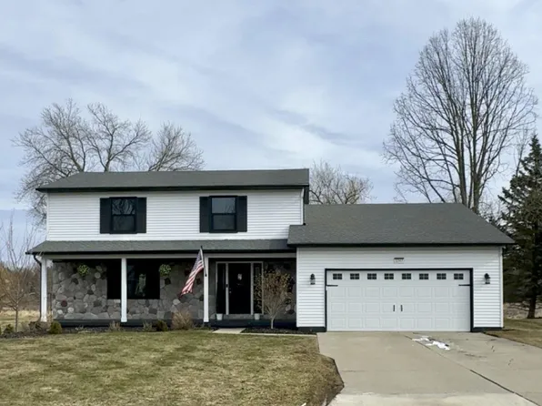 1347 Bush Creek Dr, Grand Blanc, MI 48439