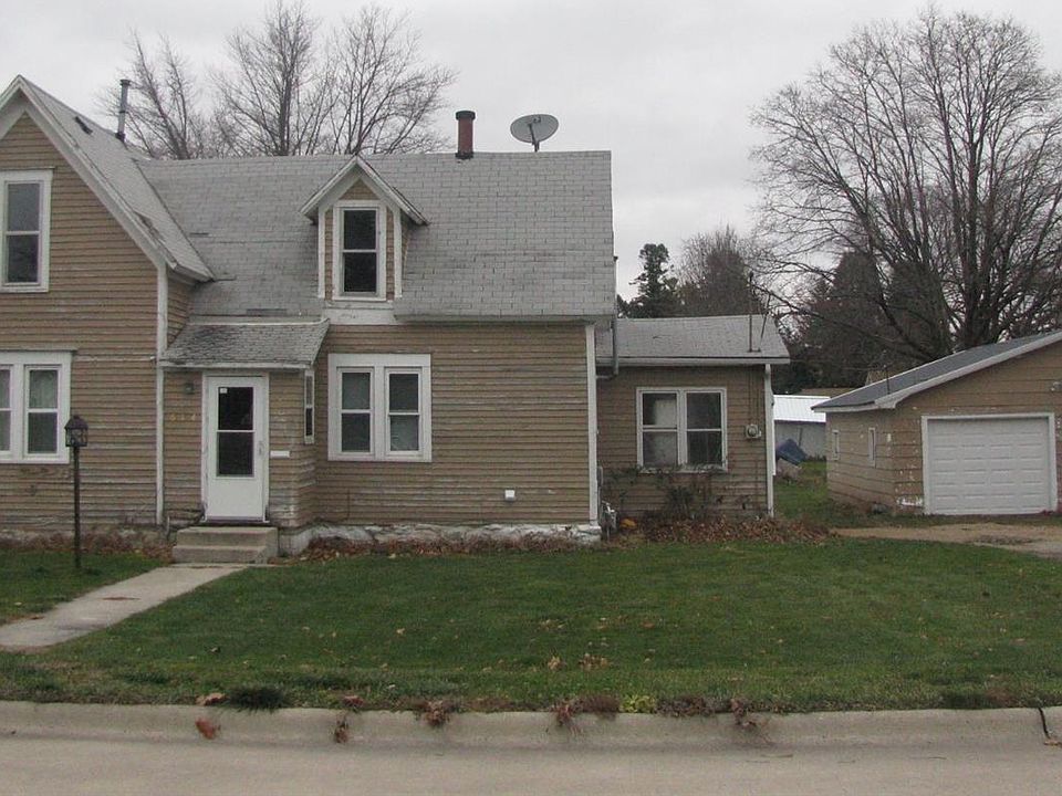 2nd image of 614 Center St E