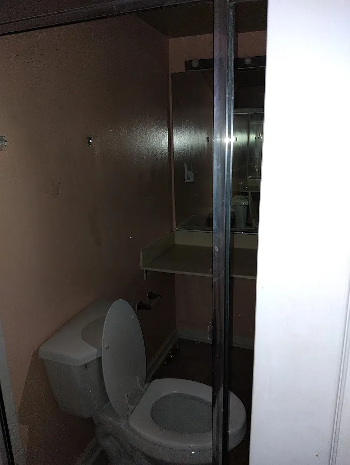 2 bed, 858 sqft, $1,950 — Photo 1