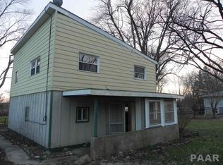 513 E Robinson St, Goodfield, IL 61742