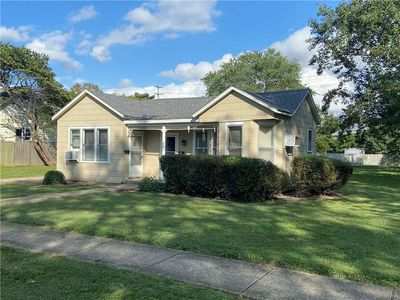 506 S Locust St, Pana, IL, 62557