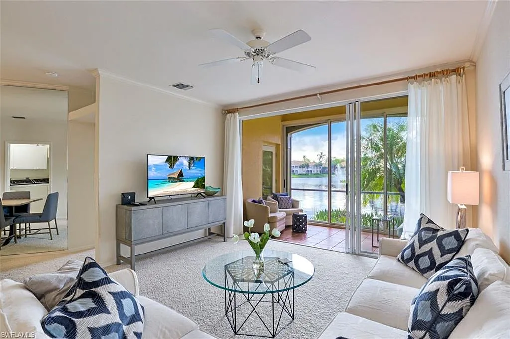 2 bed, 2.0 bath, 1382 sqft, $10,000 — Photo 3