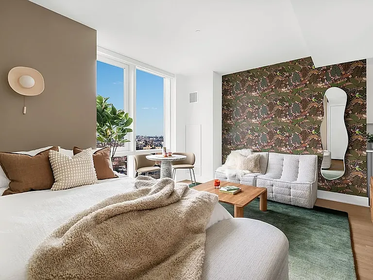 180 Ashland Pl #Penthouse 6 — Photo 1