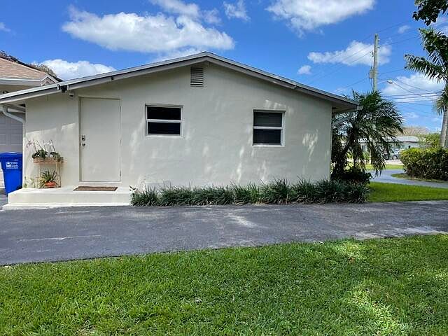 1st image of 821 SW 13th Ct #1A