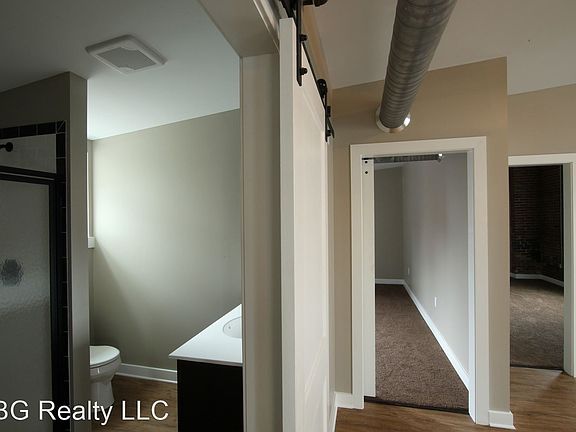 5th image of 221 N 2nd St #6340980